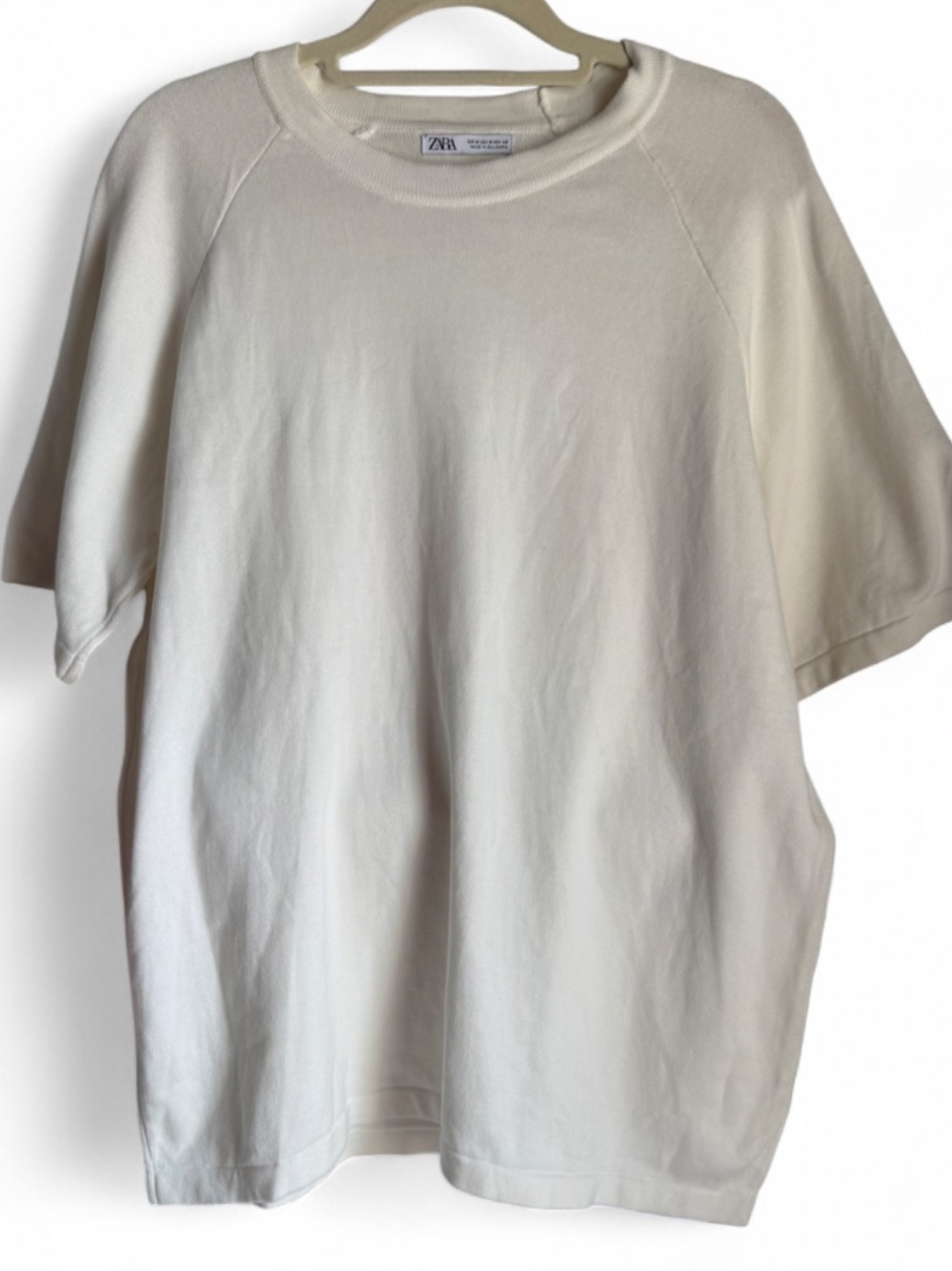 ZARA  woman’s Cream Short Sleeve Relaxed Sweatshirt